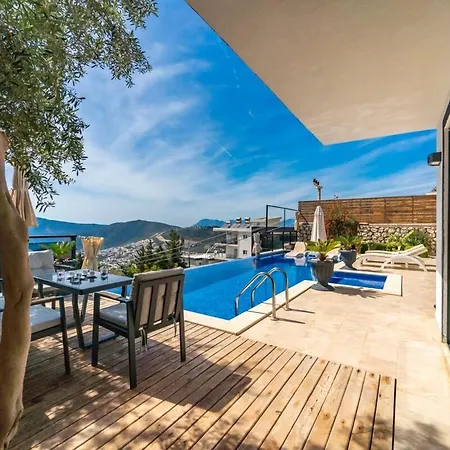 The Luxury Vacation You're Looking For Villa *