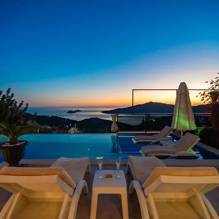 Villa The Luxury Vacation You're Looking For *